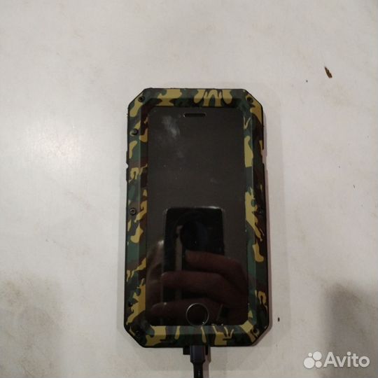 Чехол на iPhone se 2020