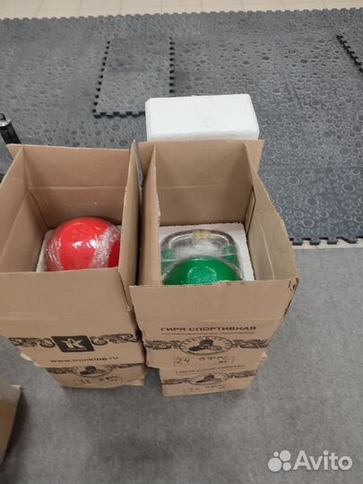 Гири уральские 8 - 60 кг., новые в упаковке