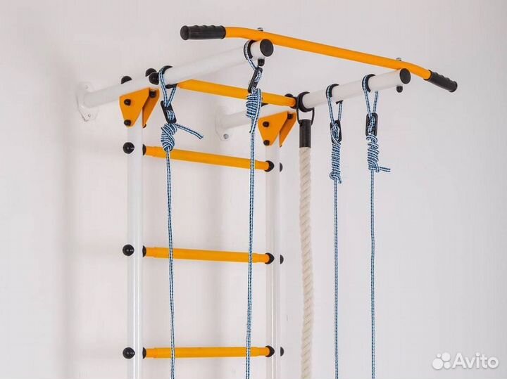 Спортивная шведская стенка