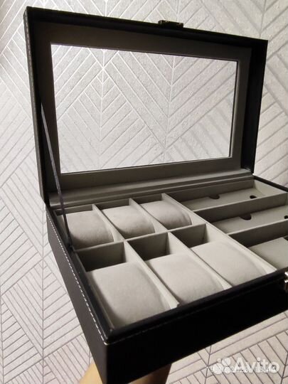 Шкатулка для хранения часов