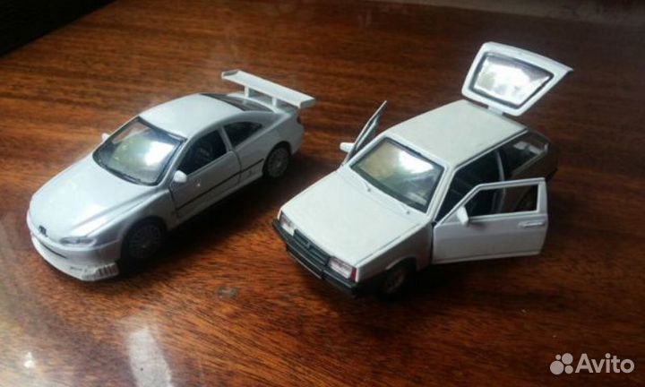 Коллекция Моделей автомобилей