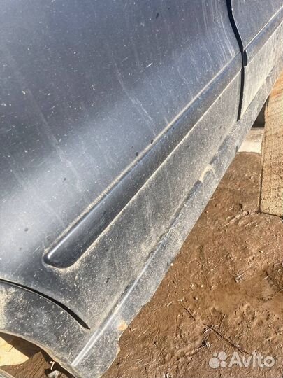 Молдниги дверей mitsubishi galant 8