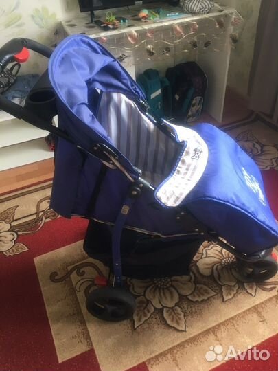 Прогулочная коляска