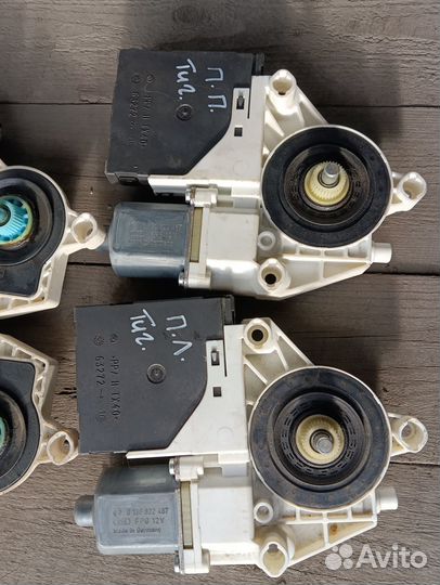 Моторчик стеклоподъёмника VW Tiguan Octavia A5