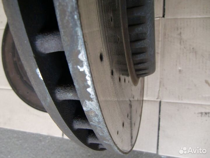 Тормозной диск Mercedes W205 W213 C238 X253 C257