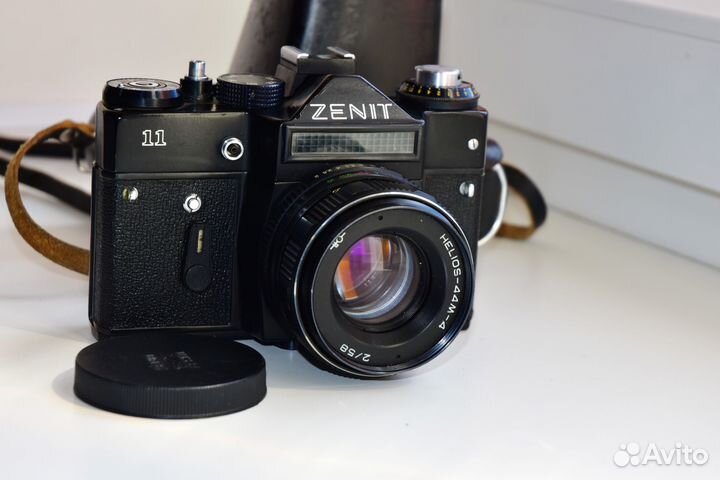 Зенит-11 Экспорт зеркалка из СССР Гелиос 44М-4