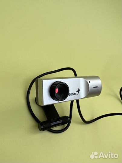 Веб-камера Genius