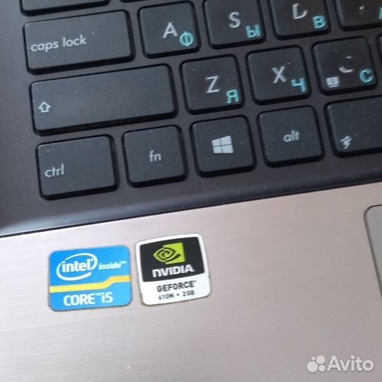Ноутбук asus