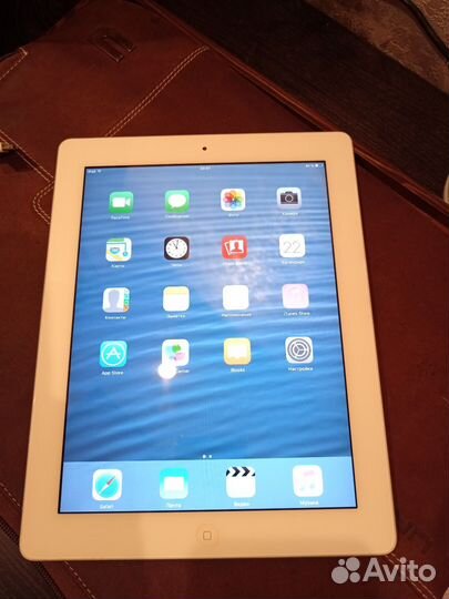 Продам iPad 2