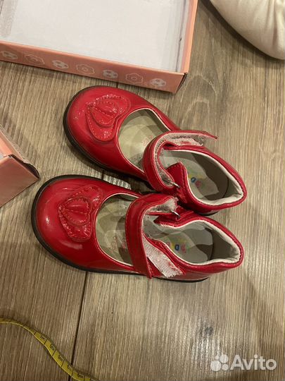 Туфли на девочку