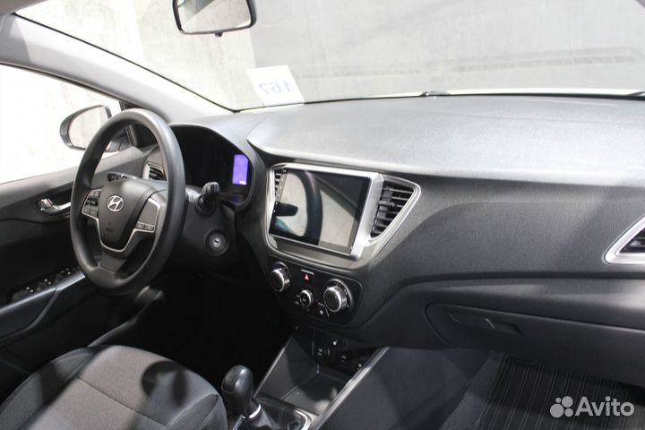 Hyundai Solaris 1.6 МТ, 2020, 42 923 км