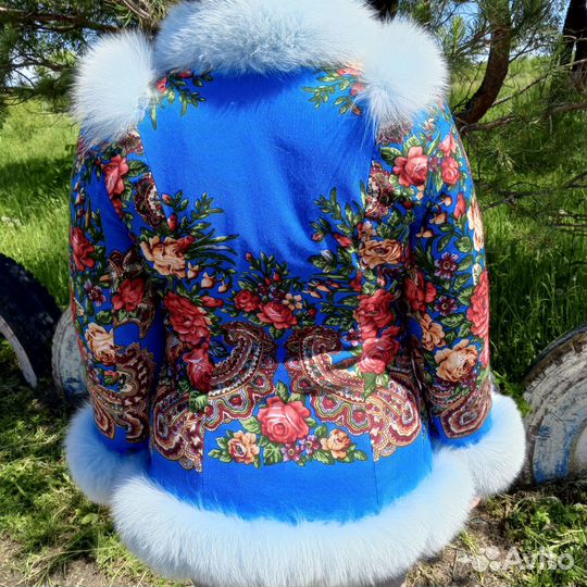 Куртка из платка с натуральным мехом