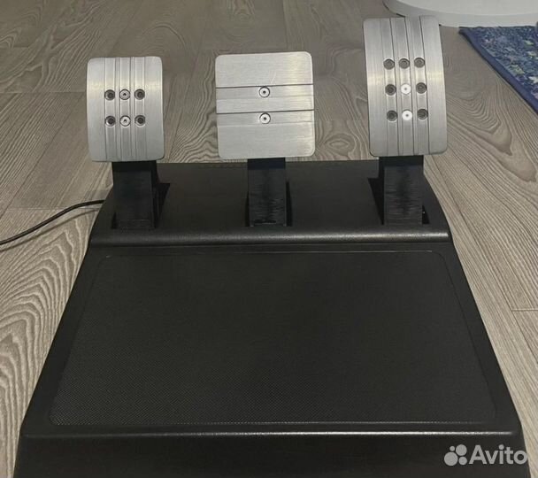 Thustmaster t300 rs gt