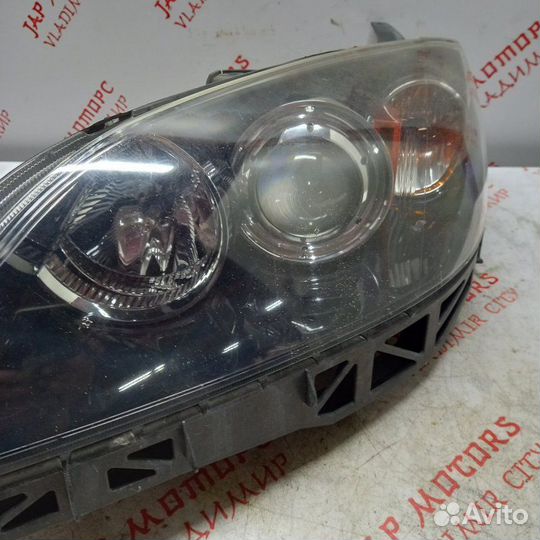 Фара галогеновая передняя левая Mazda 3 BK хэтчбек
