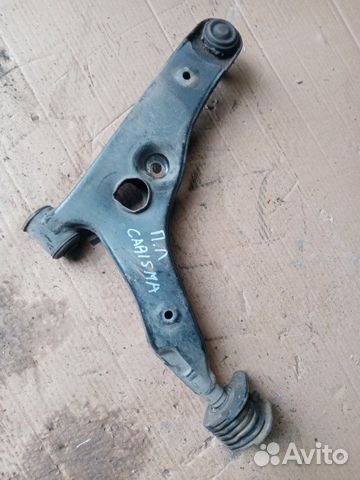 Рычаг подвески передний левый Mitsubishi Carisma