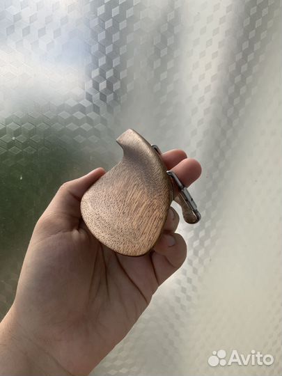 Мастеровой подбородник для скрипки