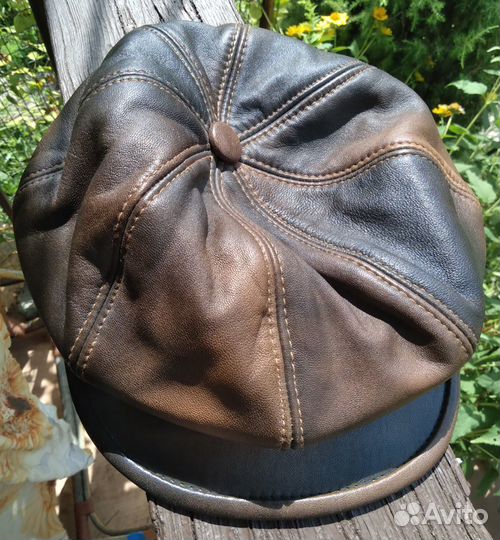 Кепка кожаная