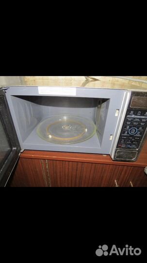 Микроволновая фирменная свч Печь LG MH-6347GRL