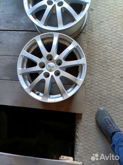 Литые диски r16