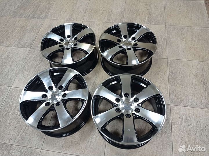 Диск литой Mercedes-Benz Sprinter 906 907 R16