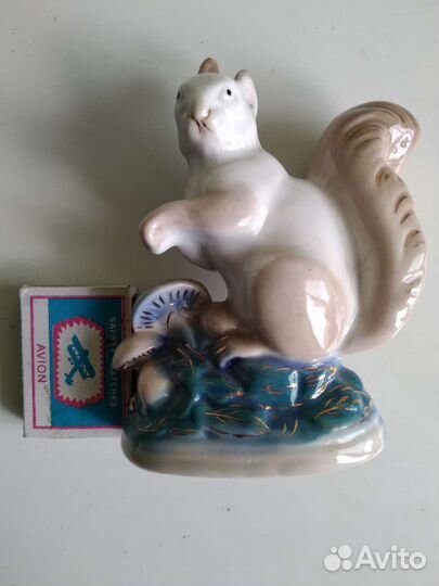Фарфор.Статуэтка