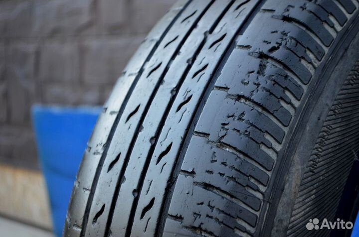 Nexen Roadian 571 235/65 R17