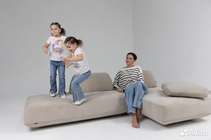 Диван со спальным местом 4400х1800 мм