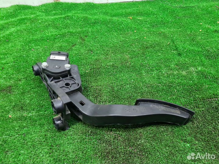 Педаль газа Hyundai Solaris 1 2010-2017