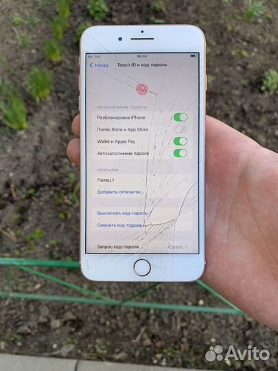 iPhone 8 Plus, 64 ГБ