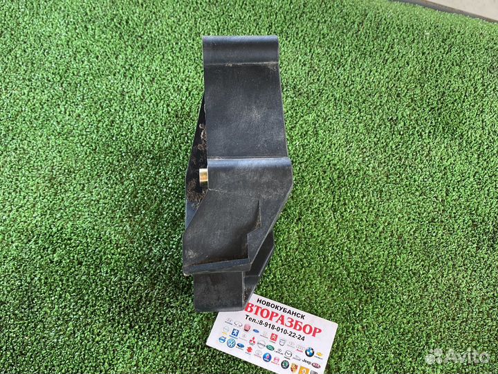 Кронштейн гидроусилителя Ford Focus 1