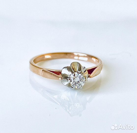 Золотое кольцо с бриллиантом 583 проба