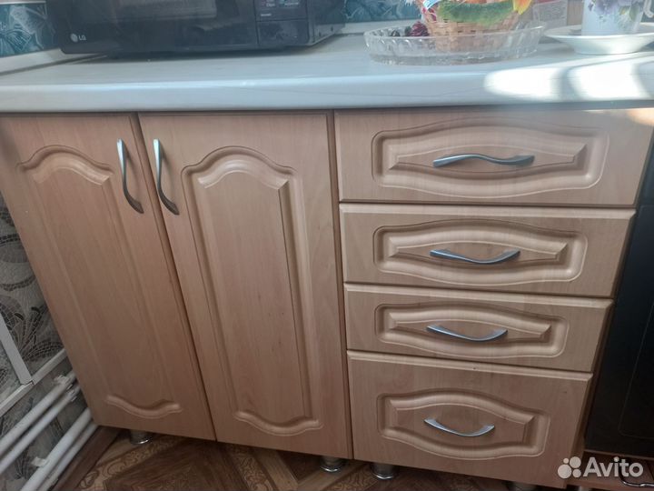 Кухонный гарнитур бу в хорошем состоянии