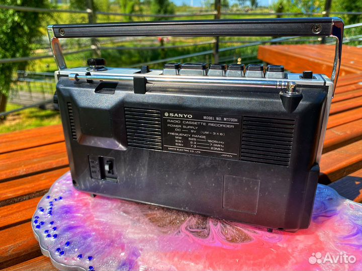 Магнитофон Sanyo M 1700H