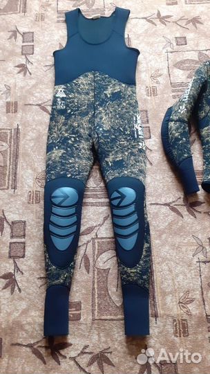 Гидрокостюм