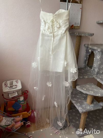 Платье свадебное