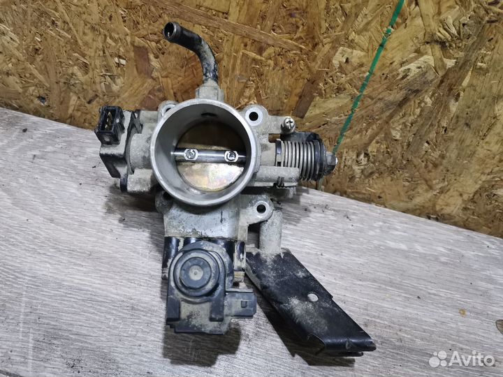 Дроссельная заслонка Kia Spectra