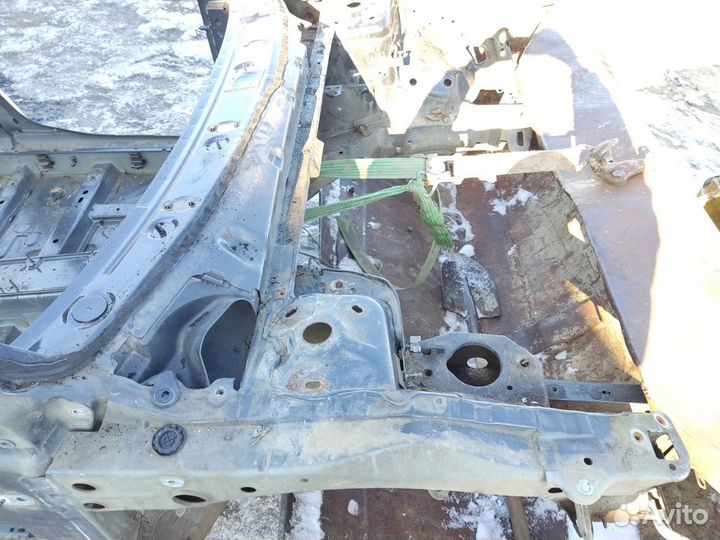 Лонжерон передний правый Renault Laguna 2008-2015