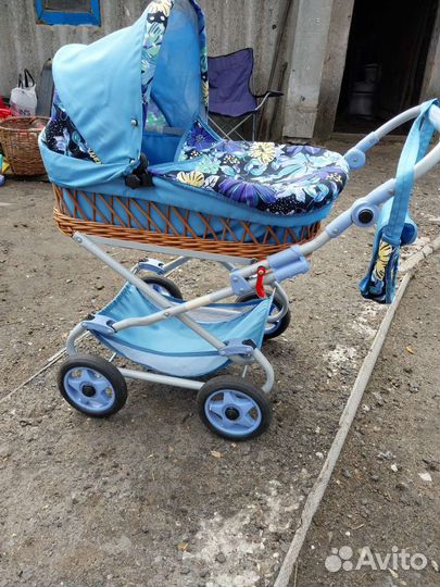Коляска для кукол