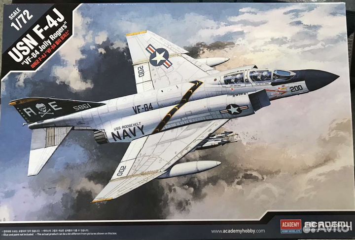 Сборная модель самолета 1/72