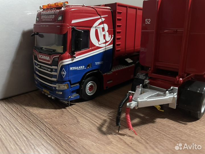 Модель Wsi Scania 1/50