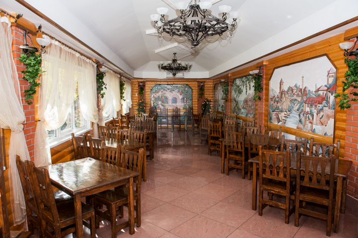 Коттедж 370 м² на участке 30 сот.