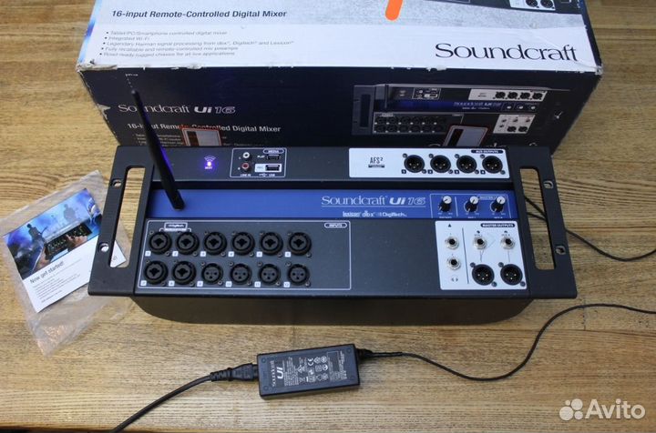 Цифровой микшерный пульт Soundcraft Ui16