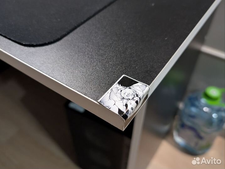 Игровой компьютерный стол