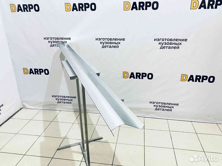 Пороги для Mazda MPV 1999-2006 (LW)