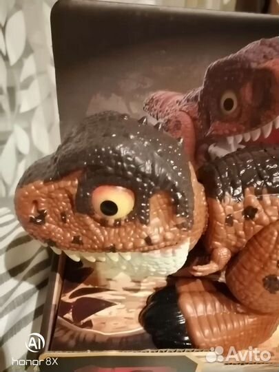 Динозавры игрушки