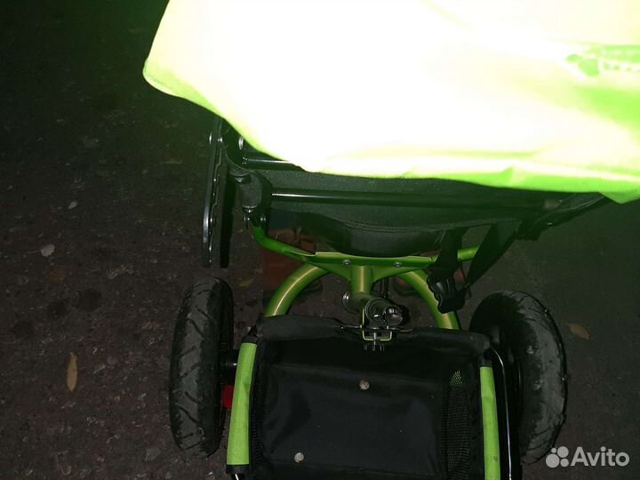 Трехколесный велосипед Playsmart зелёный