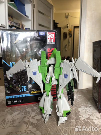 Трансформер Studio Series 76 Траст