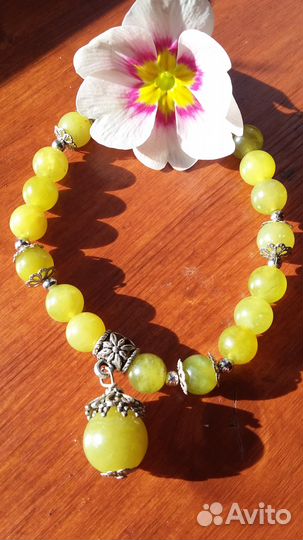 Браслеты из природных камней