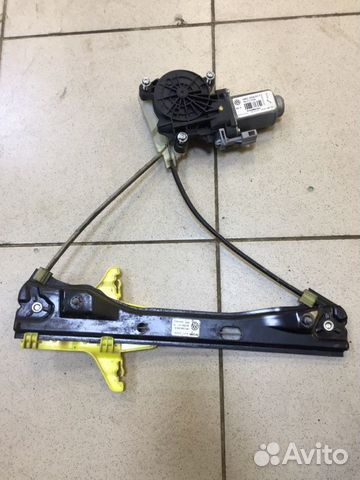 Стеклоподъемник задний правый Volkswagen Polo 5