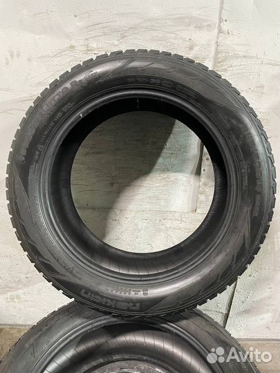 Nokian Tyres Hakkapeliitta R2 245/50 R18